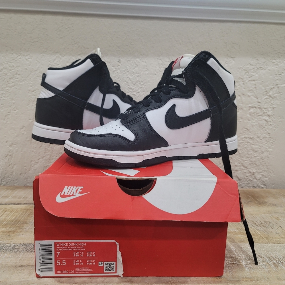 Nike dunk high women’s size 7